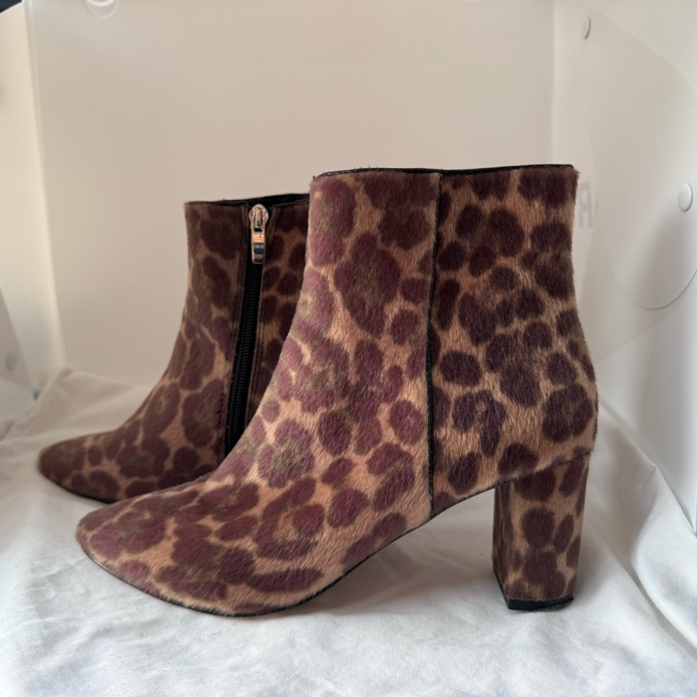 Nine West Leopard Animal Print Ankle Booties faux pony hair women’s size 7